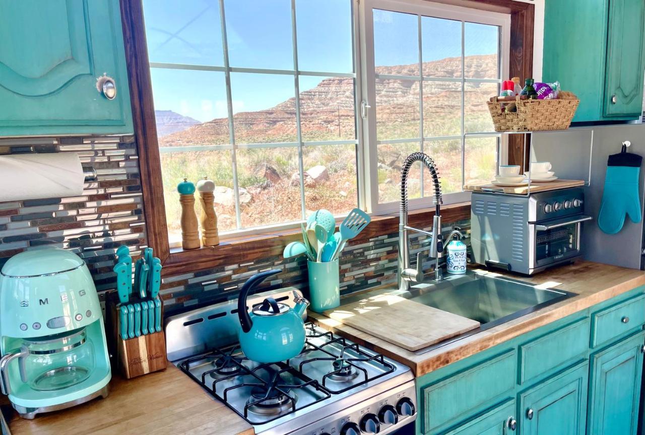 Zions Tiny Oasis Guest House Virgin Ngoại thất bức ảnh