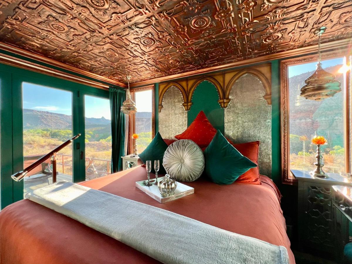 Zions Tiny Oasis Guest House Virgin Ngoại thất bức ảnh